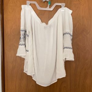 Rue21 + Size 2X off the shoulder top